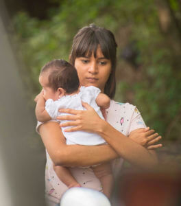 Mother with child, Boaco, Nicaragua, 2017 © John D. Elliott